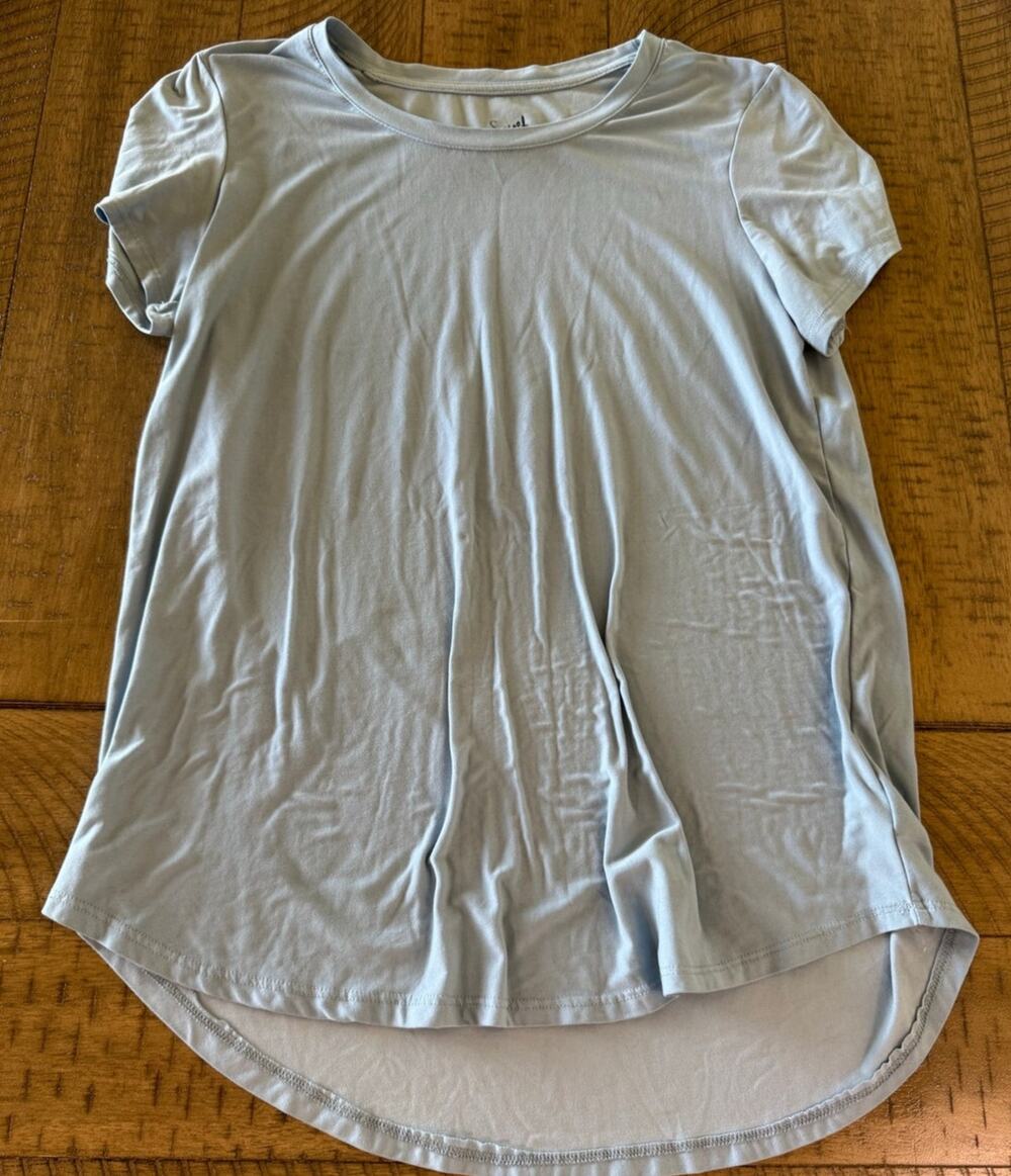 Pink Rose Sweet Tees Light Blue Short Sleeve Tee Women’s Large